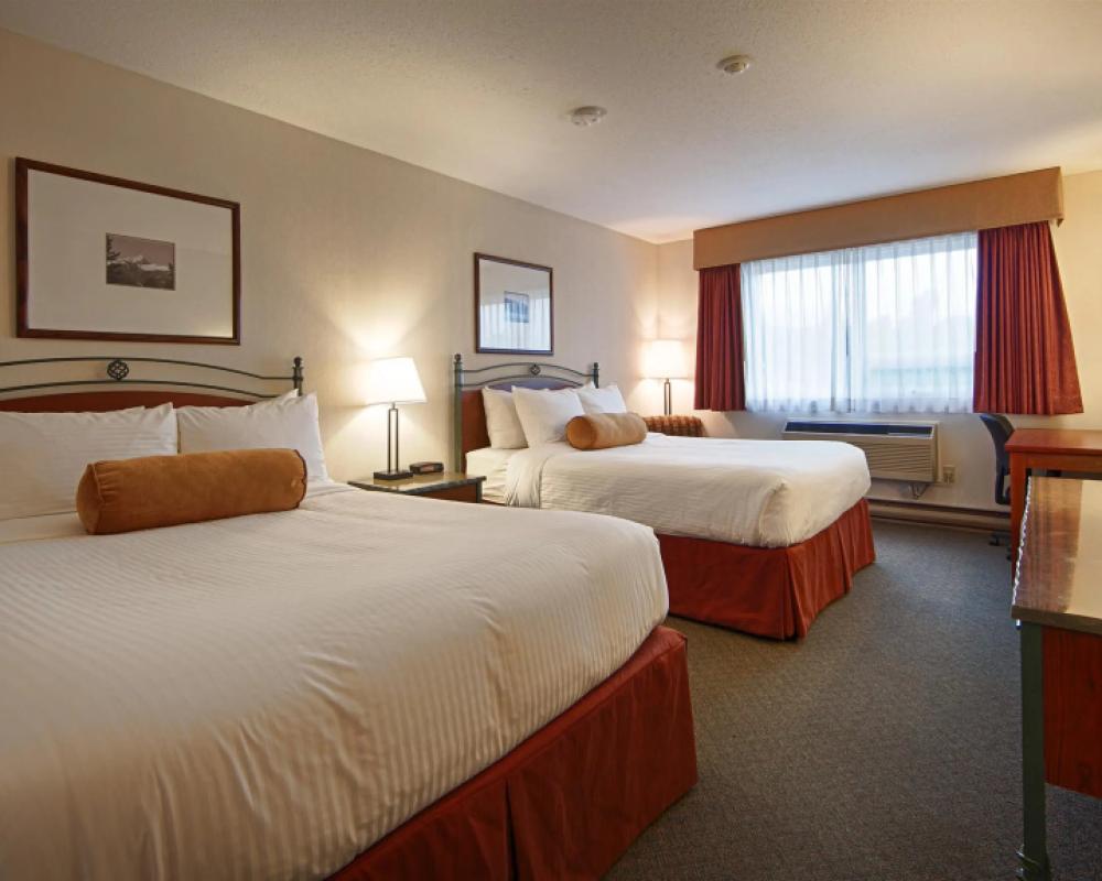 фото Invermere Inn