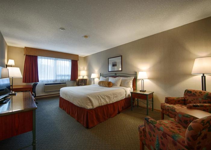Invermere Inn