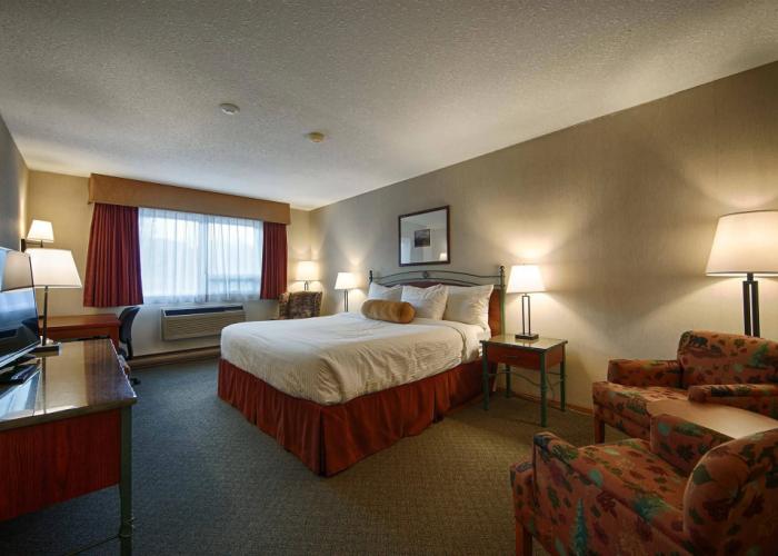 Invermere Inn