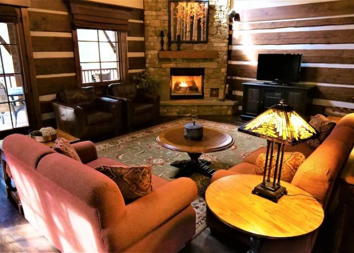 Headwaters Lodge at Eagle Ranch Resort