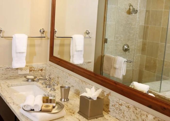 Headwaters Lodge at Eagle Ranch Resort
