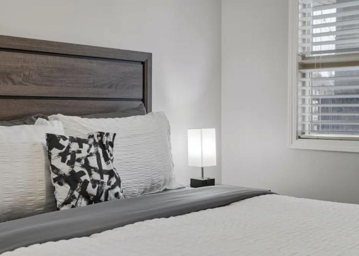 AMAZING 3Br Condo | Heated Pool & Hot Tub | Hm Theatre | Fire Table | Pool Table