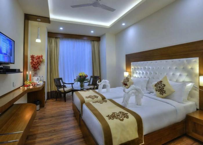 Hotel Seven Hills Tower
