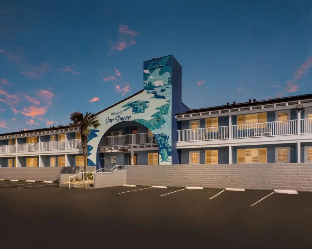 Pacific Coast Roadhouse