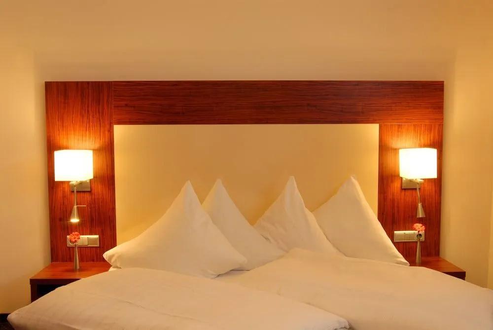 фото Hotel Sterkel