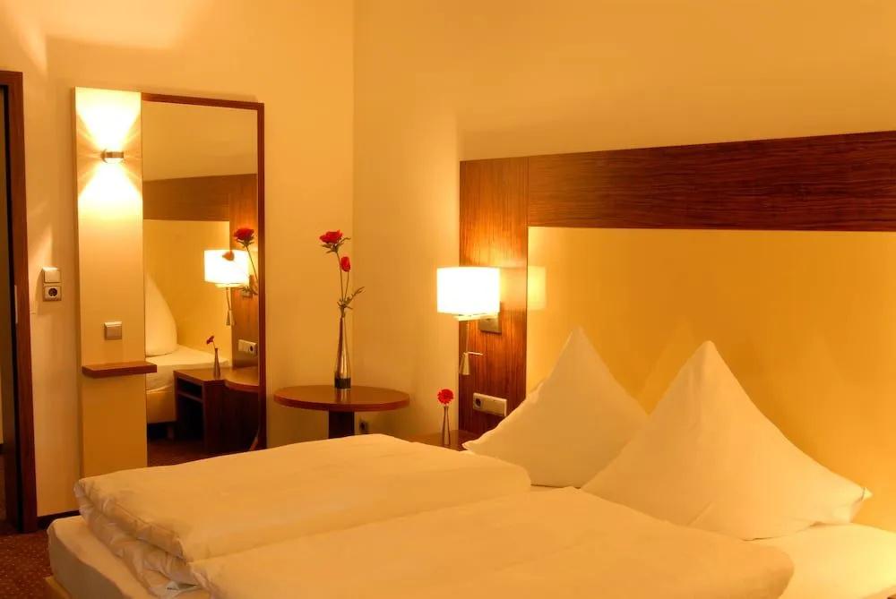 фото Hotel Sterkel