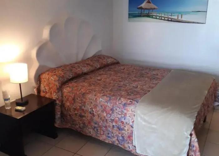 Seaside Hotel & Victor's RV Park