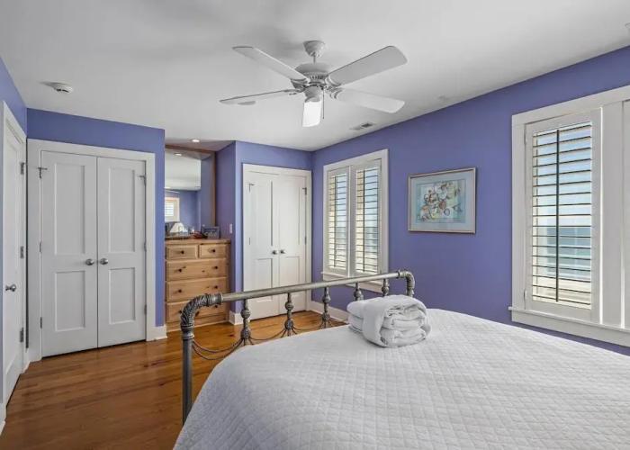 The Amadeus 5 Bedroom Home by RedAwning