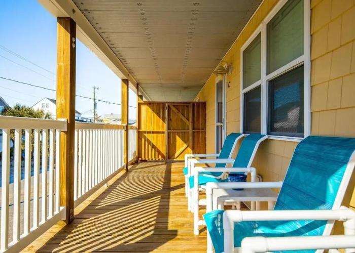 Boardwalk Shores C 3 Bedroom Duplex by RedAwning