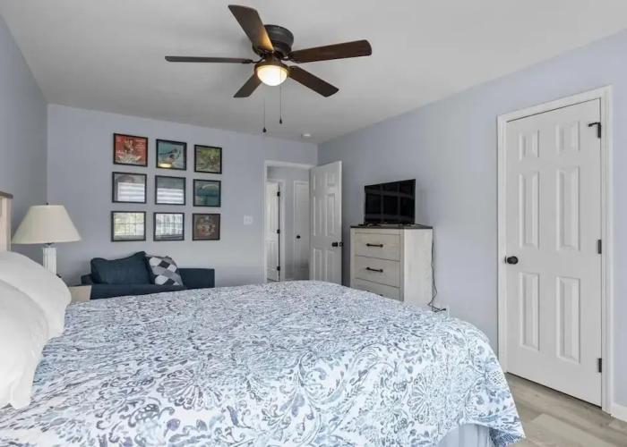 Anchors Away Unit 4 2 Bedroom Duplex by RedAwning