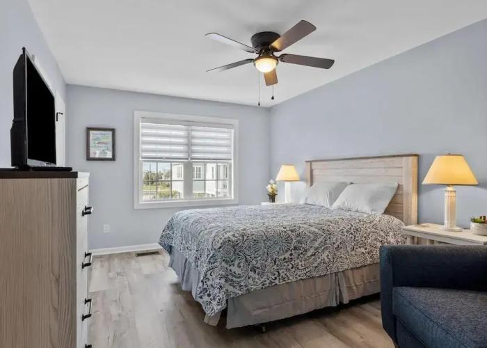 Anchors Away Unit 4 2 Bedroom Duplex by RedAwning