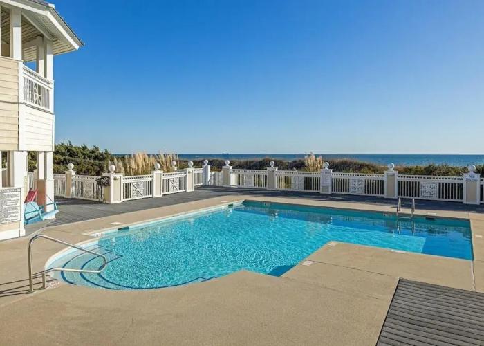 Dolphin Dreams 5 Bedroom Home by RedAwning