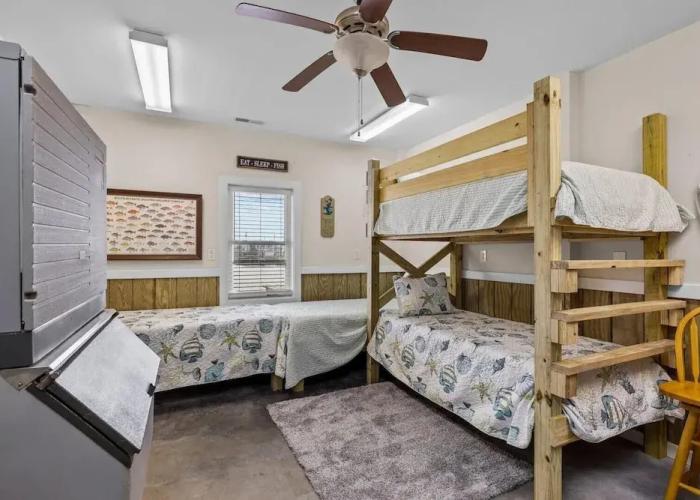 One More Drift 4 Bedroom Home by RedAwning