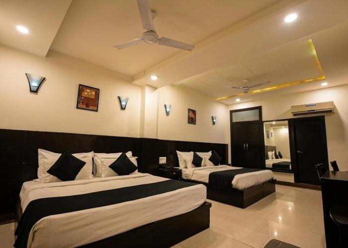 Hotel East Gate
