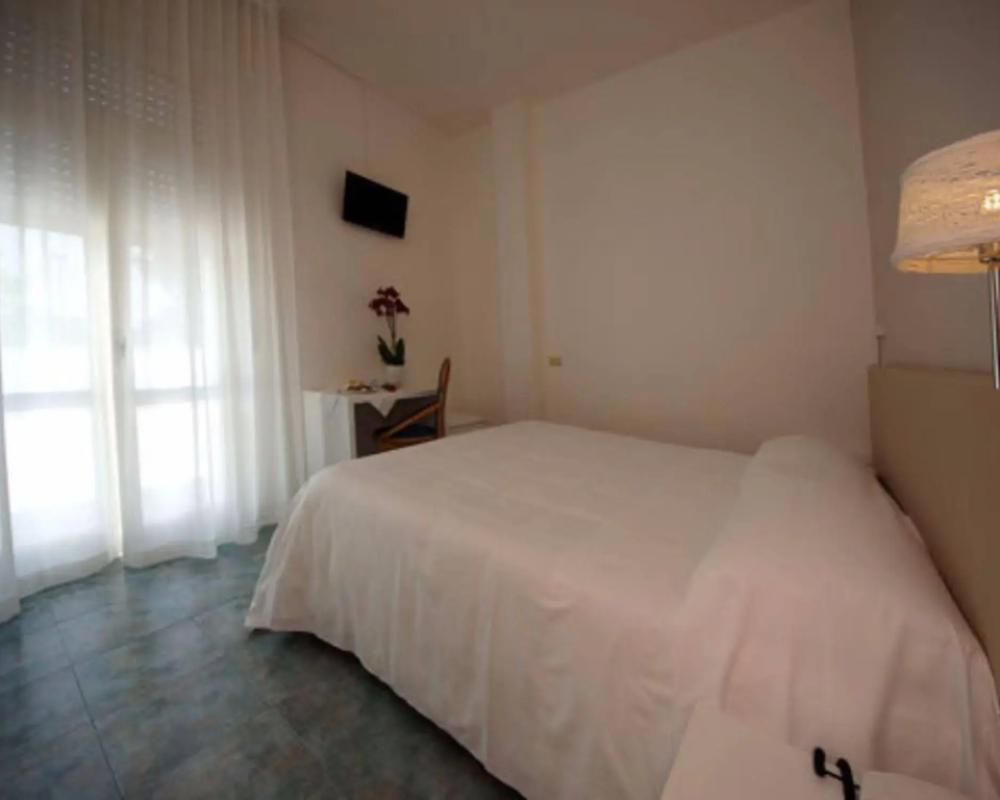 фото Hotel Saviola