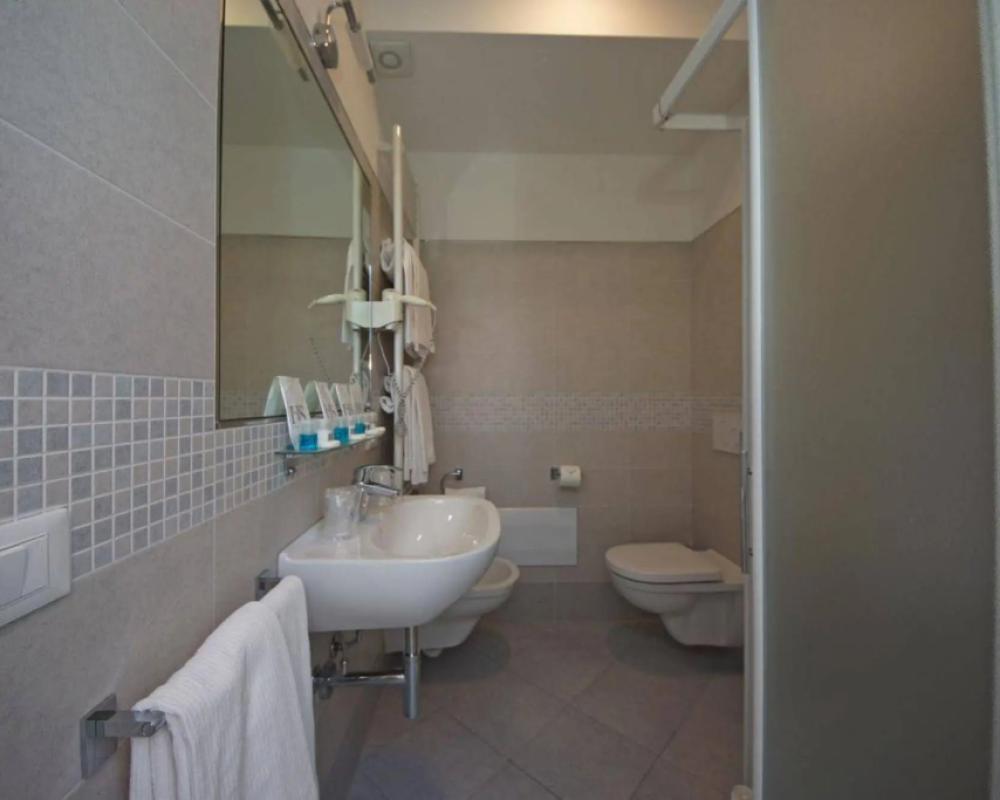 фото Hotel Saviola