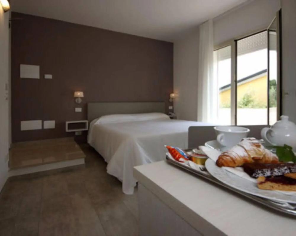 фото Hotel Saviola