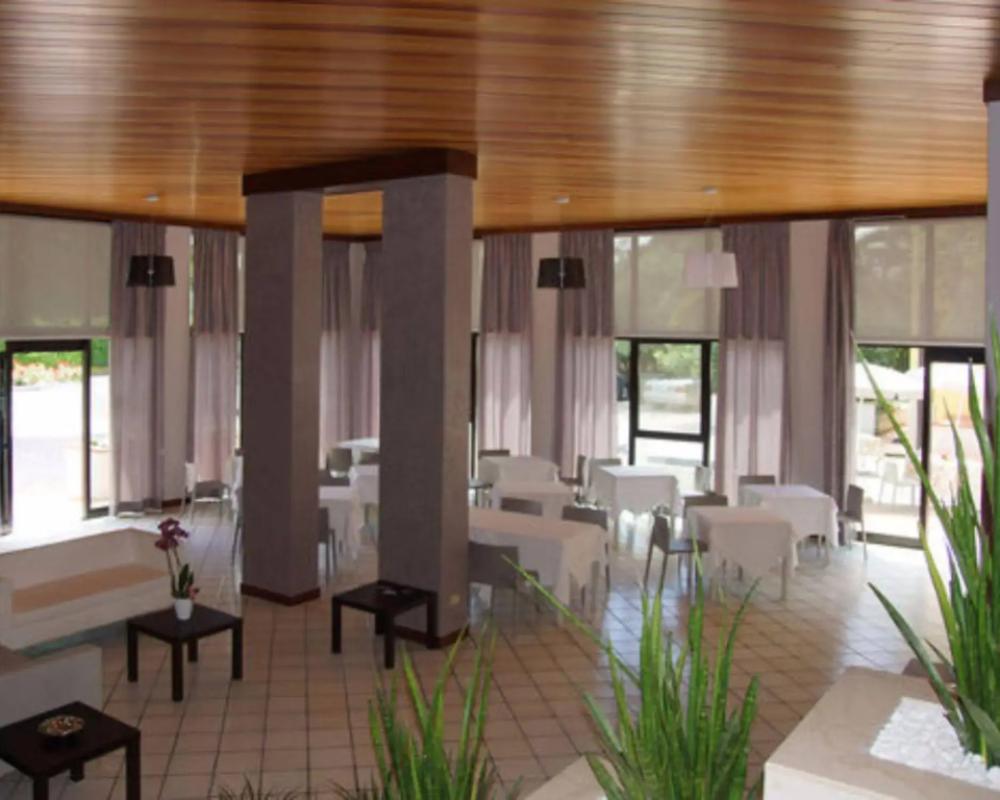 фото Hotel Saviola