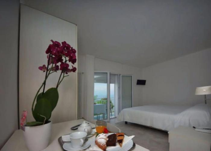 Hotel Saviola