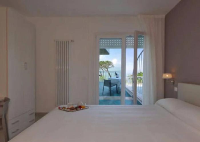 Hotel Saviola
