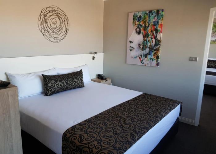Burnie Central Townhouse Hotel