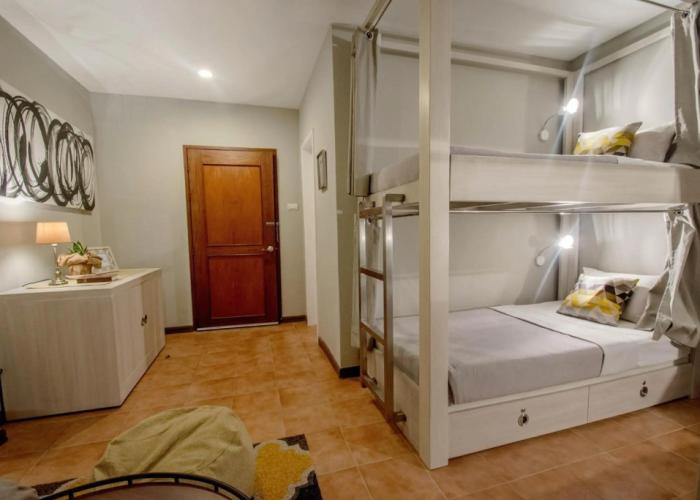 Almont City Hotel