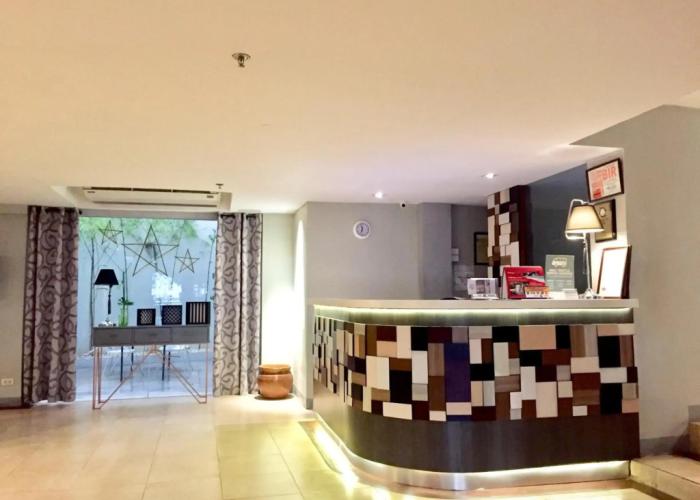 Almont City Hotel