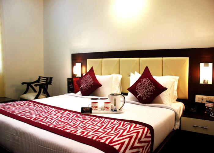 Hotel Taj Heights