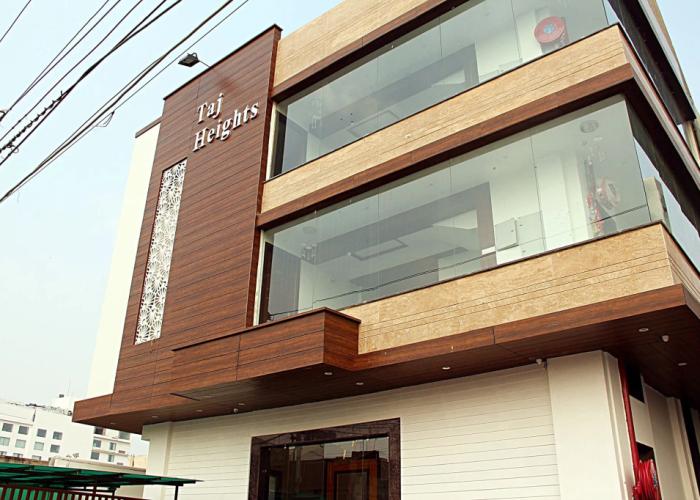 Hotel Taj Heights