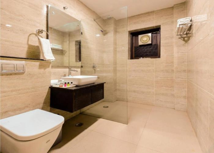 Hotel Ashish Palace