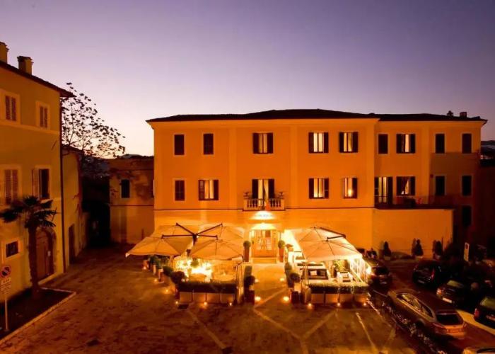 Hotel Clitunno