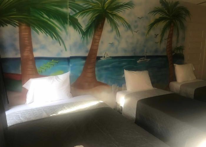 Best Time Inn Hotel - Car Rental