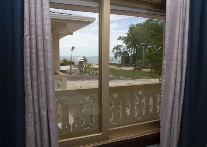 Sea Side Chateau
