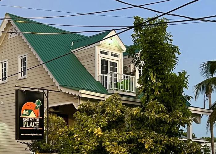 One South Place Hotel