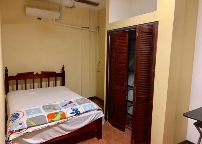 Chupaflor - Alexander Luxury & Executive Suites