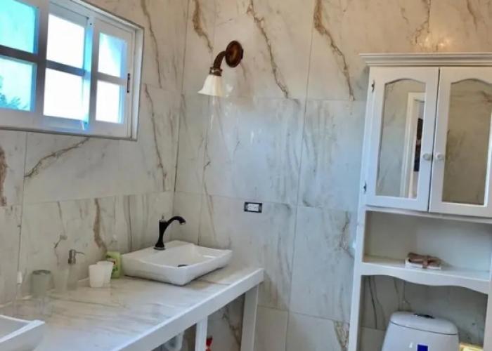 Chupaflor - Alexander Luxury & Executive Suites