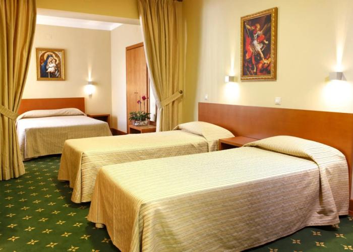 Domus Pacis Fatima Hotel