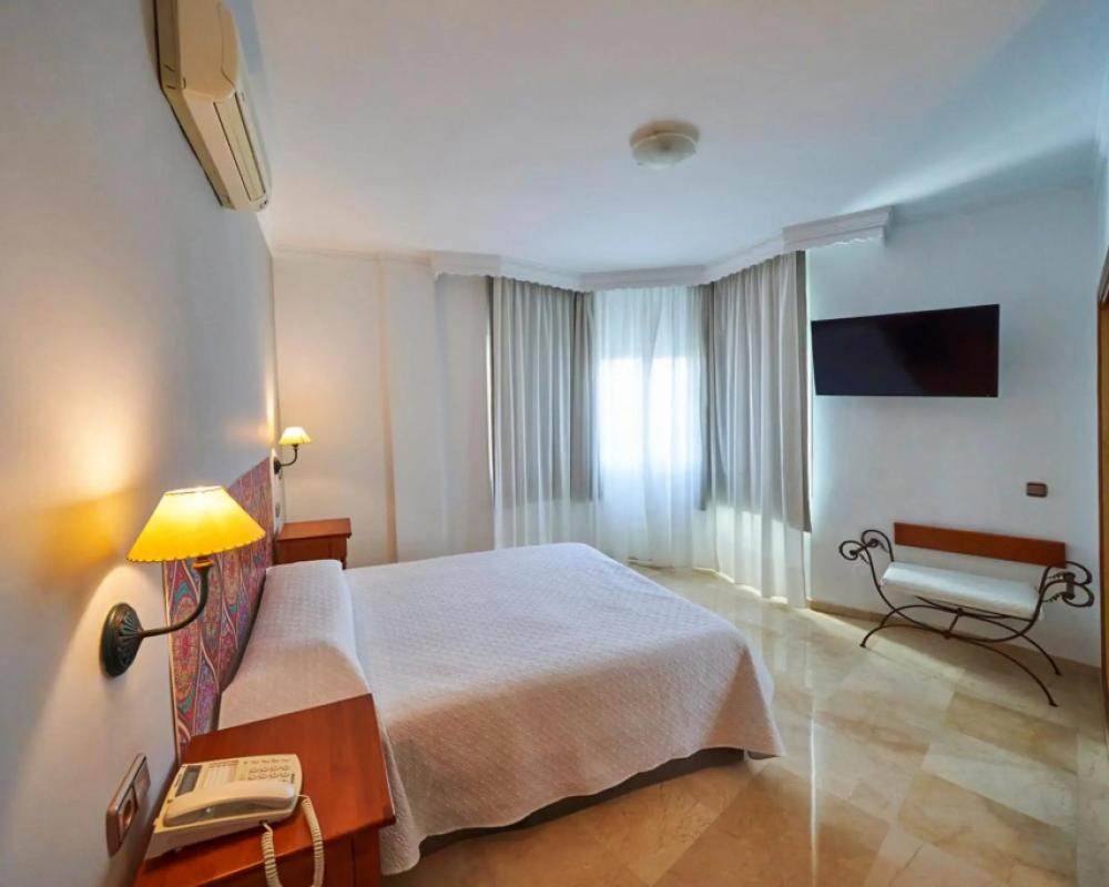 фото Hotel Bajamar