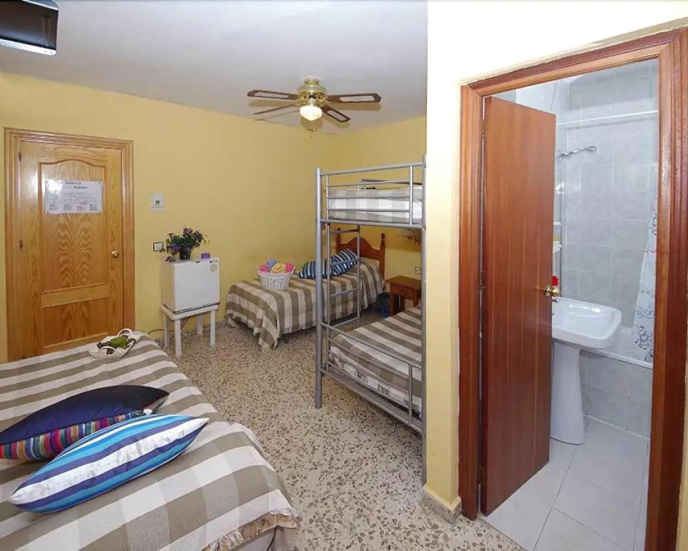 фото Hostal Azahara
