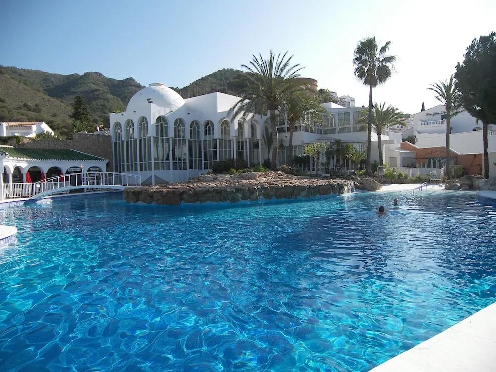 фото Nerja Villas Capistrano