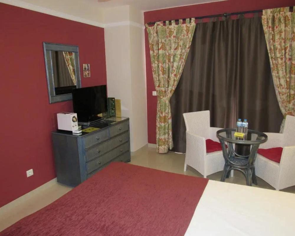фото Hotel Los Arcos