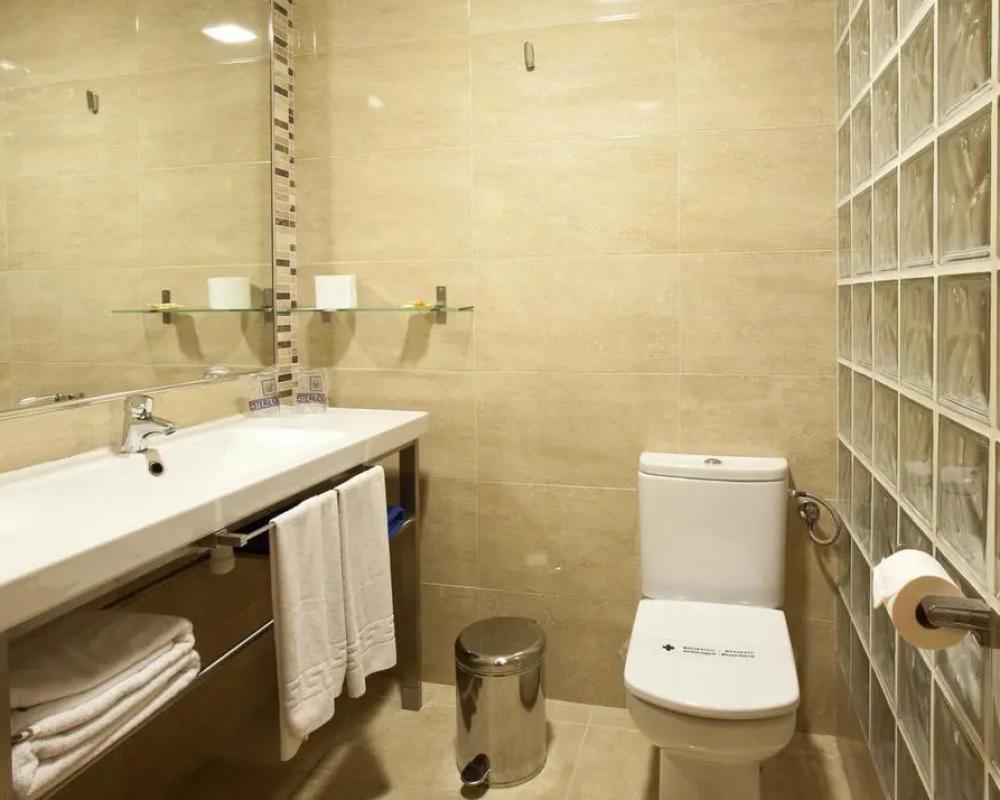 фото Hotel Los Arcos