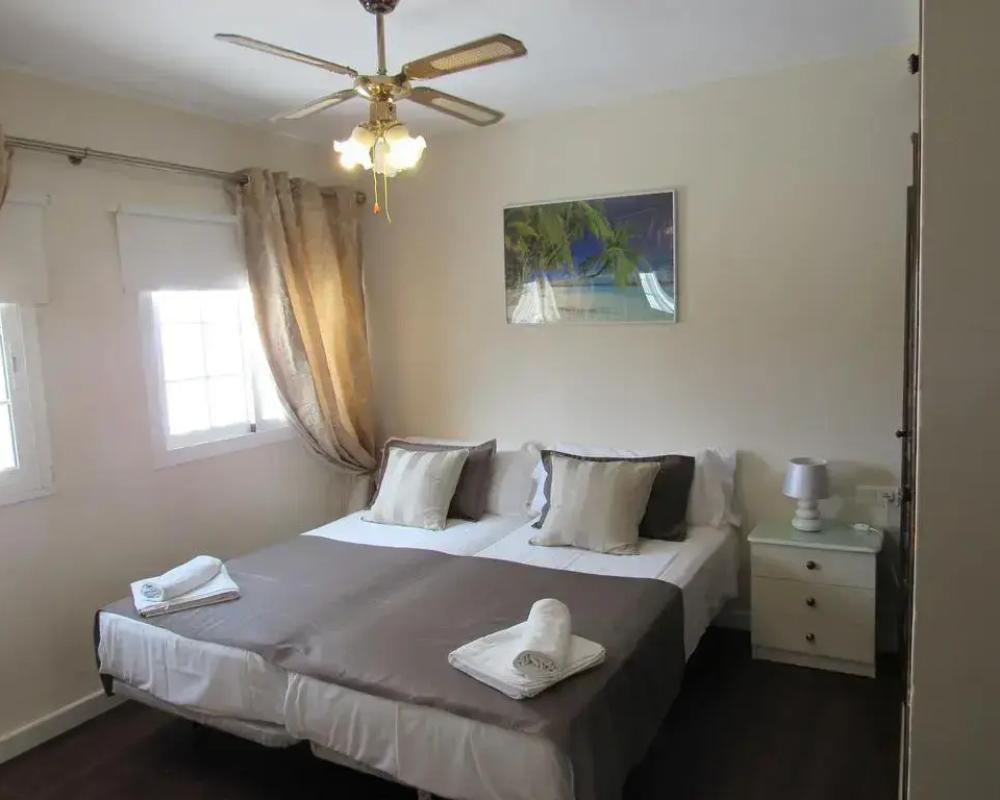 фото Hotel Los Arcos