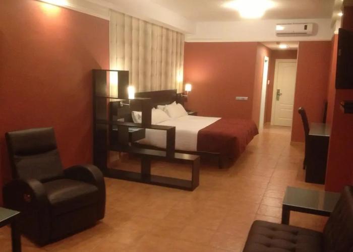 Hotel Los Arcos