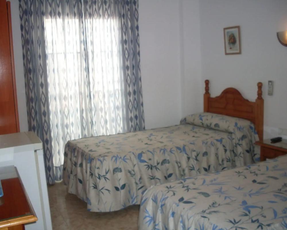 фото Hostal Andalucia