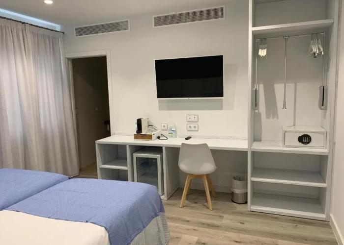 Nerja Casual Rooms