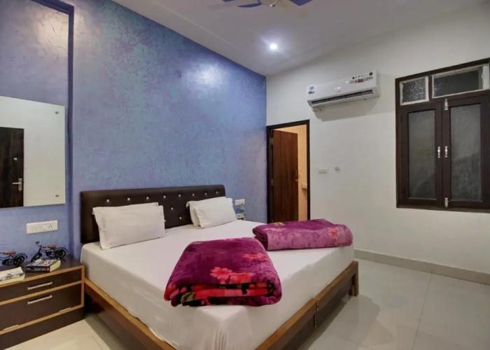 Bedweiser Backpackers Hostel