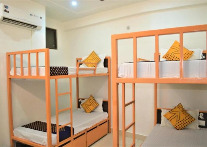 Bedweiser Backpackers Hostel