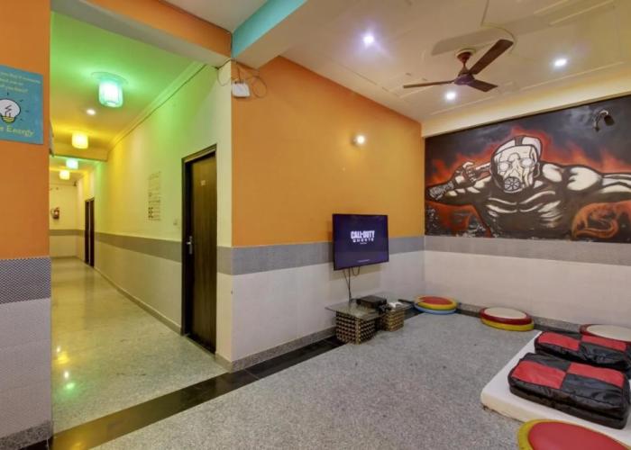 Bedweiser Backpackers Hostel