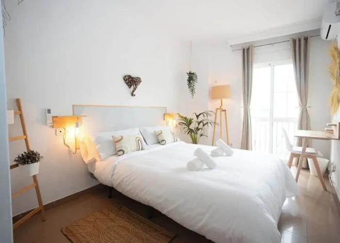 Naim Guest House Nerja